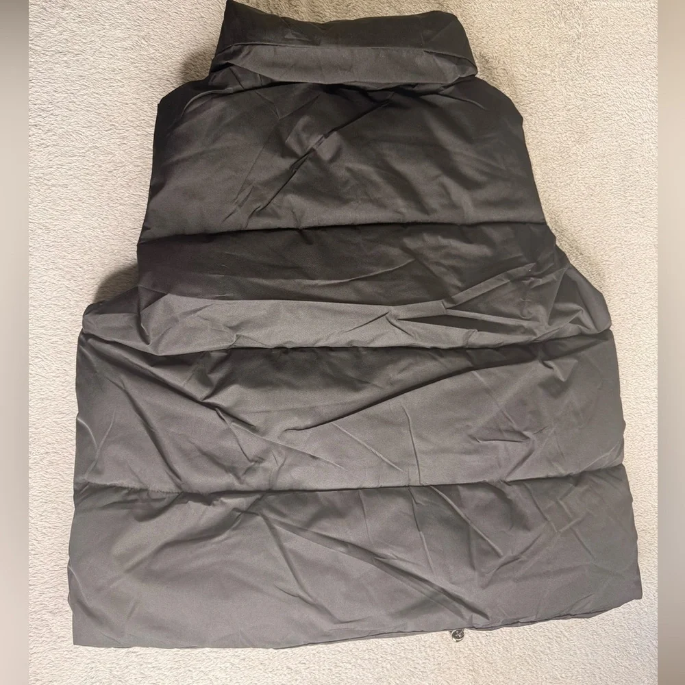 Black Puffer Vest Quilted Sleeveless Jacket Pockets Cozy Winter Layer Size 2XL